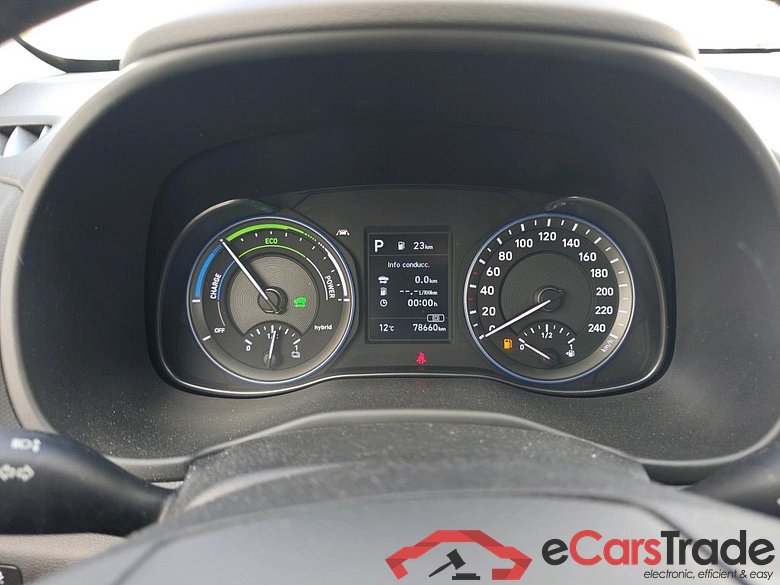 HYUNDAI Kona / 2017 / 5P / todoterreno 1.6 GDI HEV Klass DCT #4