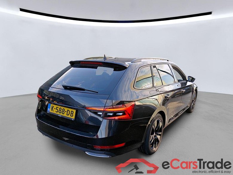 SKODA Superb Combi 115 kW #6