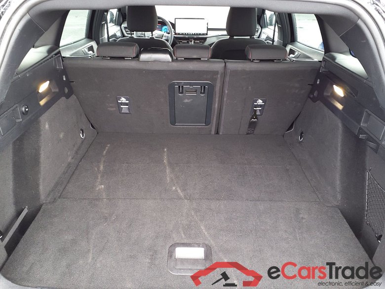 FORD Focus 1.0 SW ST-LINE X 155 ch S&S (mHEV) Powershift +  winter pack #2