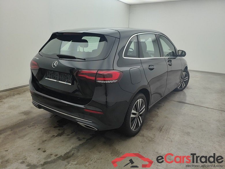 Mercedes-Benz B-Klasse B 250 e Business Solution 5d #2