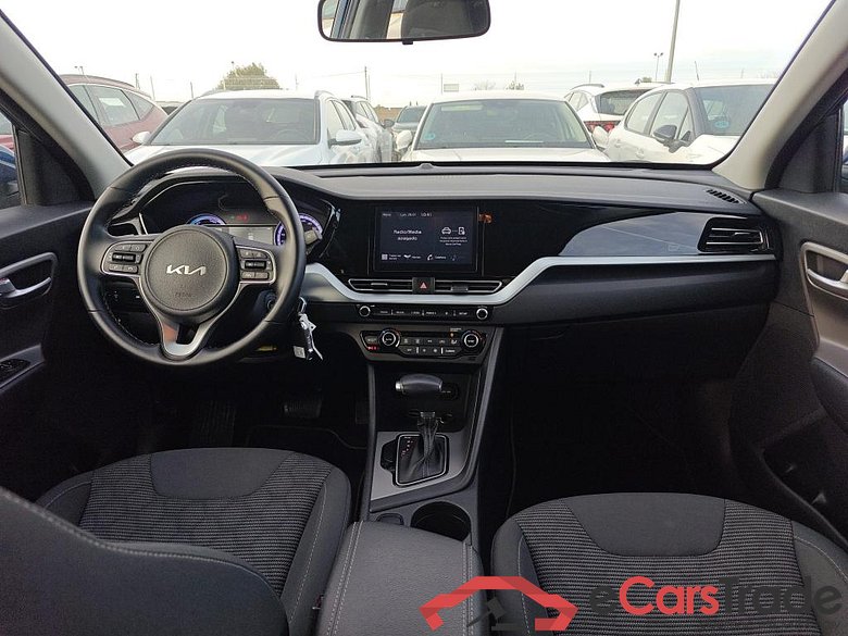 KIA Niro / 2019 / 5P / crossover 1.6 GDi HEV 104kW (141CV) Concept #3