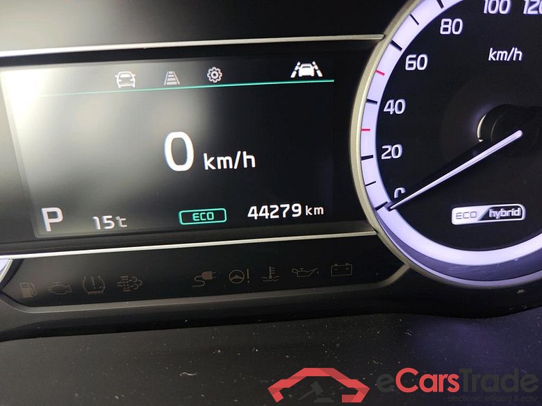 KIA Niro / 2019 / 5P / crossover 1.6 GDi HEV 104kW (141CV) Concept #5