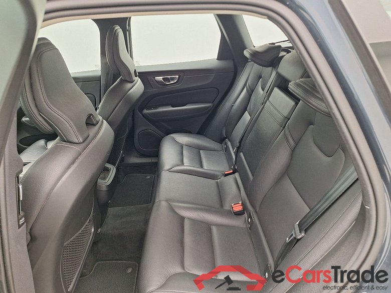 Volvo, XC60 '17, Volvo XC60 D4 120kW Geartronic Momentum Pro 5d #4