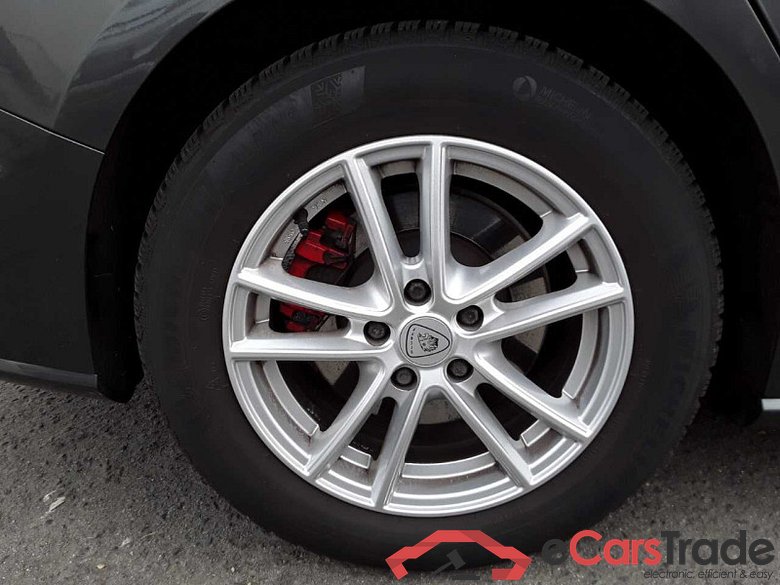 Ford Focus Turnier (CGE)(2018->) DE - Kb5 2.0 EcoBlue EU6d-T, ST-Line S/S (EURO 6d-TEMP), 2018 - 2021 #5