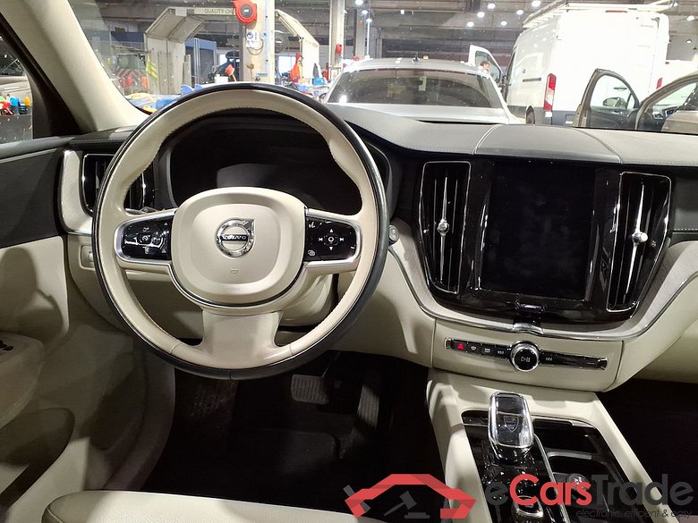 VOLVO XC60 - 2017 2.0 T8 TE AWD PHEV Inscription Gear. #6