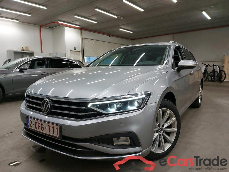 VOLKSWAGEN - VW  PASSAT VARIANT 2.0 TDI SCR DSG7 Elegance Business 150PK AUT