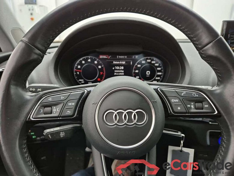 AUDI A3 Sportback 30 TFSI Advance #5