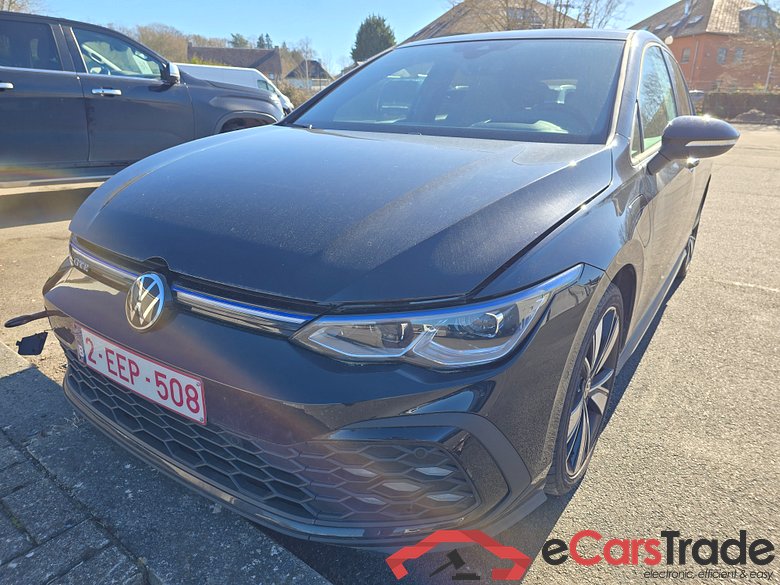 Volkswagen Golf 1.4 TSI Plug-In Hybrid GTE R-Line Aut. Pano LED-Matrix Head-Up Virtual ACC Navi Sport-Leather KeylessGo Klima PDC ...