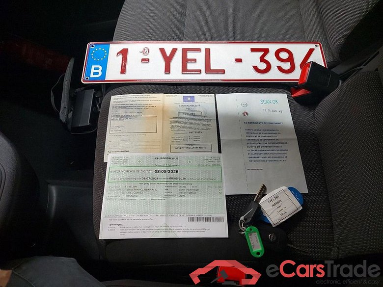 Opel Combo 1.5 Turbo 55kW 2.0T L1H1 Edition 4d #4