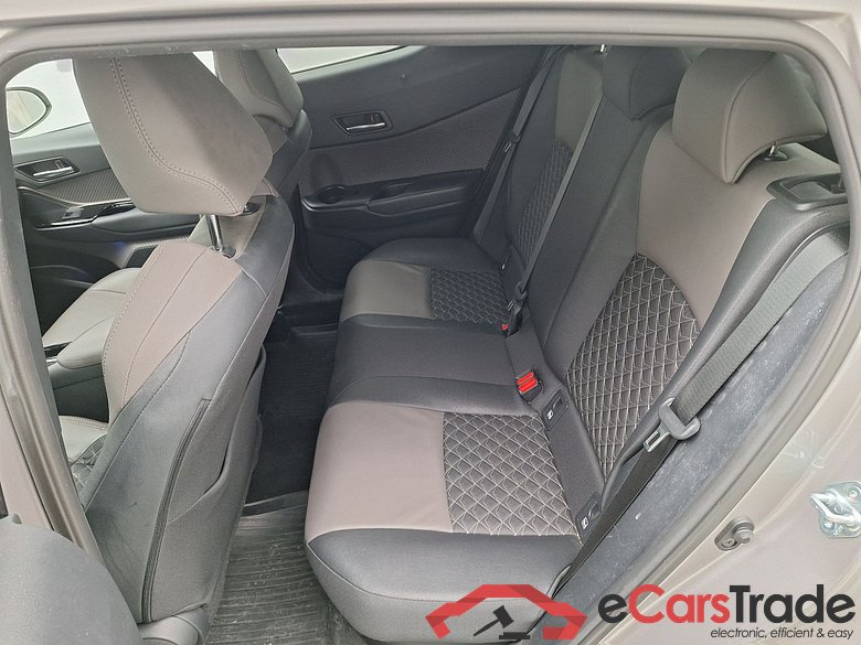 Toyota, C-HR '16, Toyota C-HR 1.8 VVT i-Hybrid C-Hic Mono-Tone E-CVT #4