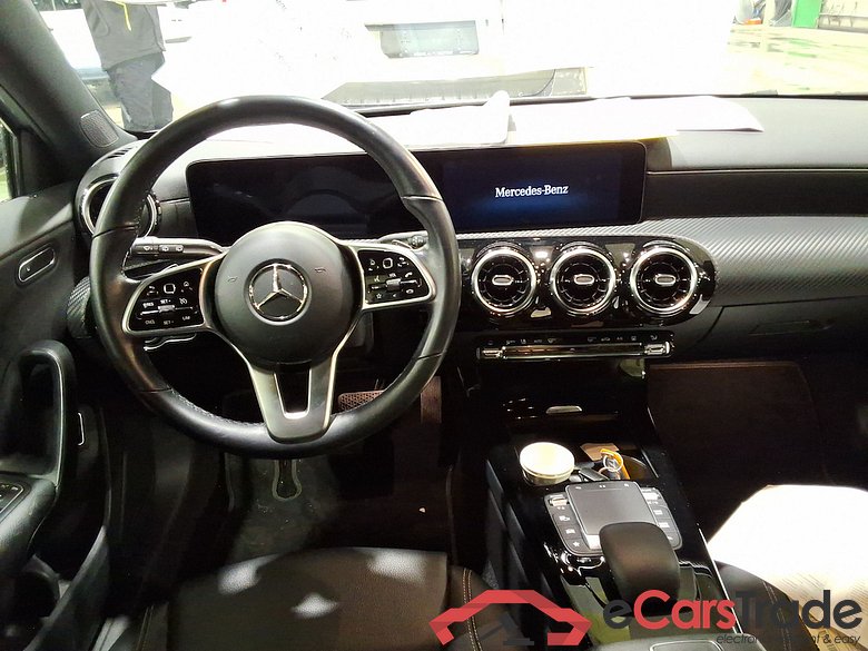 MERCEDES-BENZ A-CLASS LIMOUSINE 1.3 A 250 E BUSINESS SOLUTION DCT #6