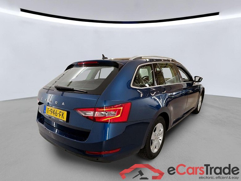 SKODA Superb Combi 110 kW #5