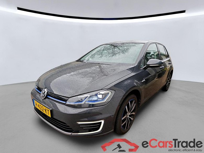 VOLKSWAGEN e-Golf 100 kW