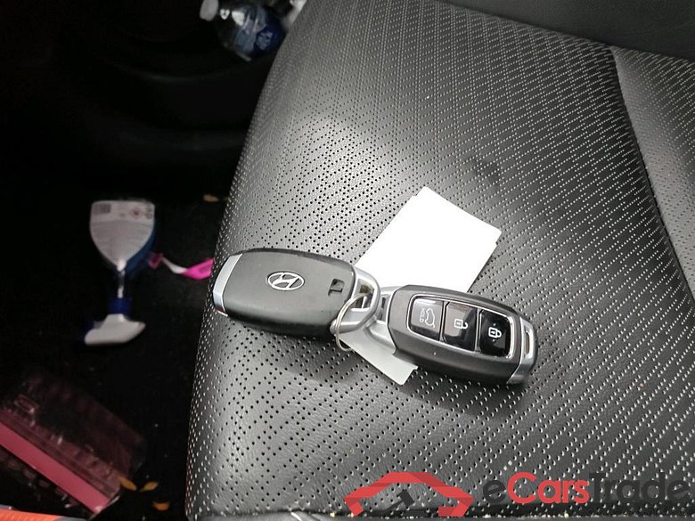 HYUNDAI Kona 77 kW #6