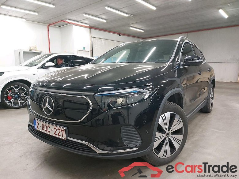 MERCEDES - MER EQA 250 Business Solution Luxury 190PK With Smartphone Intergration & Pano Roof  * ELECTRIC *