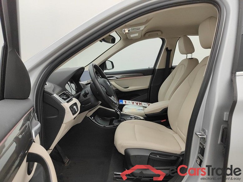 BMW X1 sDrive16dA (85 kW) 5d #3