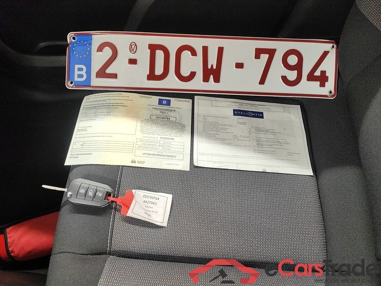 Citroën C3 Aircross 1.2 PureTech 110 S&S MAN6 Feel 5d #4