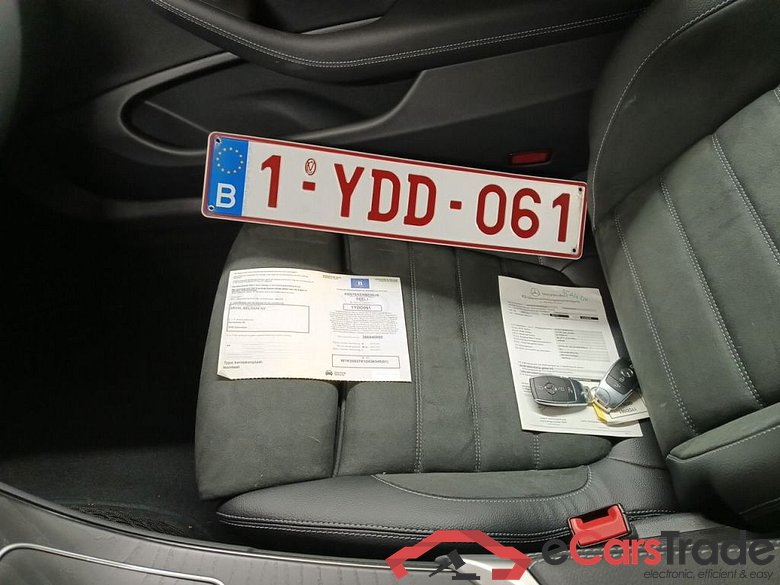 Mercedes-Benz C-Klasse Coupé C 200 4MATIC Auto 2d #4