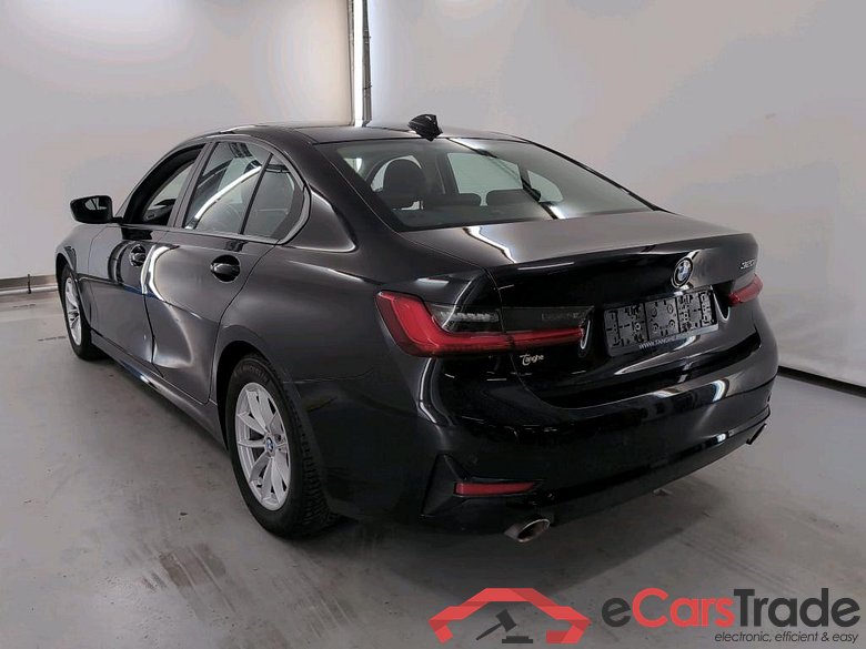 BMW 3 - 2019 320iA OPF #3