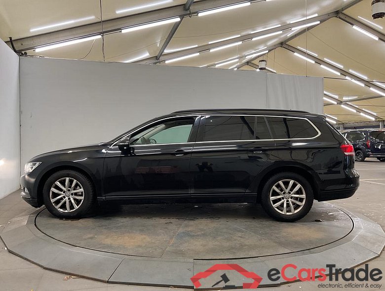 VOLKSWAGEN Passat Variant Passat Comfortline 2.0 TDI BlueMotion Technology 110 kW (150 ch) 6 vitesses manuel #3