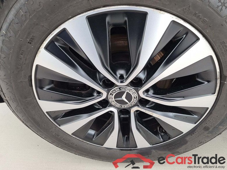 MERCEDES-BENZ A-KLASSE 200D BUSINESS SOL DCT #6