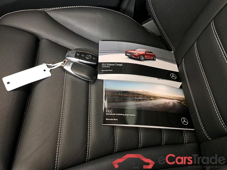 Mercedes-Benz GLC Coupé GLC 300 de 4MATIC Business Solution AMG 5d + Style pakket #4