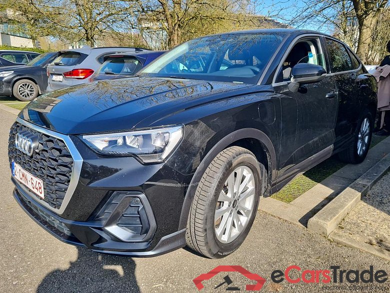 AUDI - AUD Q3 SB 45 TFSI e 245PK S-Tronic Pack Business Plus With Heated Seats & Cruise Control  * HYBRID * #1