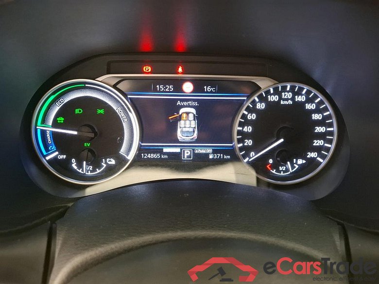 NISSAN Juke / 2019 / 5P / Crossover Hybrid 145 Business+ #6