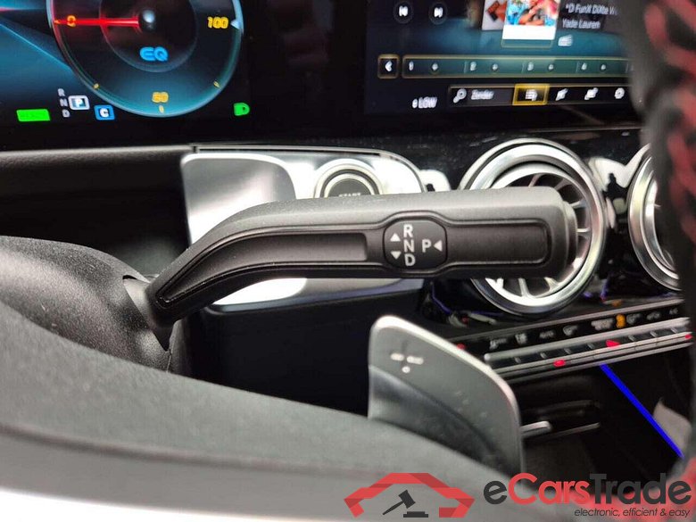 MERCEDES-BENZ EQB 250 AMG Line #6