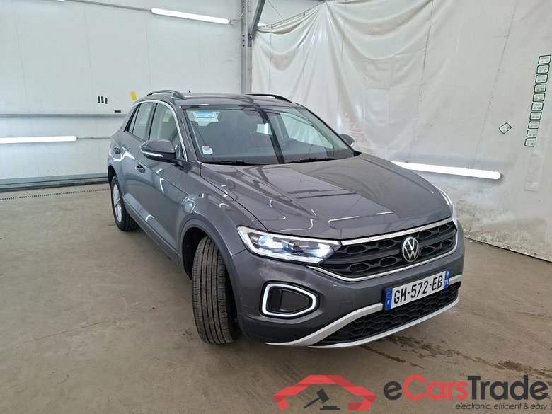 VOLKSWAGEN T-Roc / 2021 / 5P / SUV 1.5 TSI 150 EVO LIFE PLUS DSG7 #4