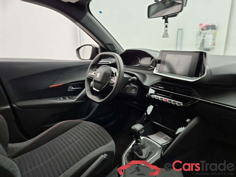 PEUGEOT 2008 1.2 PureTech Active #3