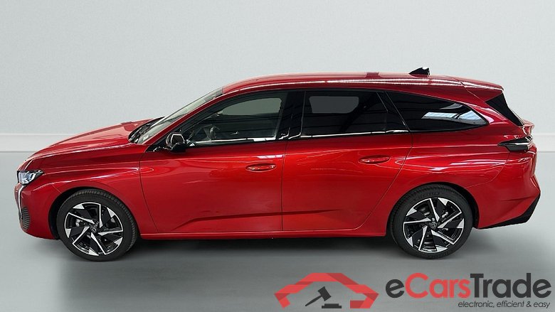 Peugeot 308 SW Hybrid 145 e-DCS6 Allure #4