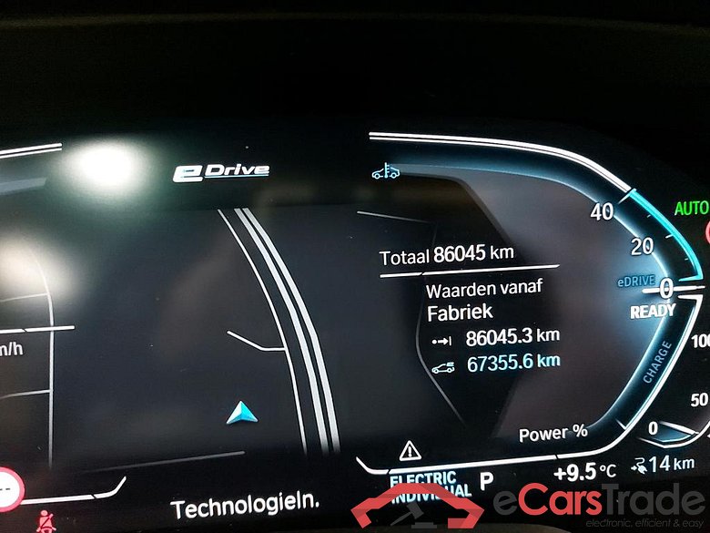 BMW - BMW X5 xDrive45e 320PK M Sport With Vernasca Leather Heated Seats & Head Up & Active Cruise & Comfort Access & Harman Kardon & 20 Inch  * HYBRID * #5