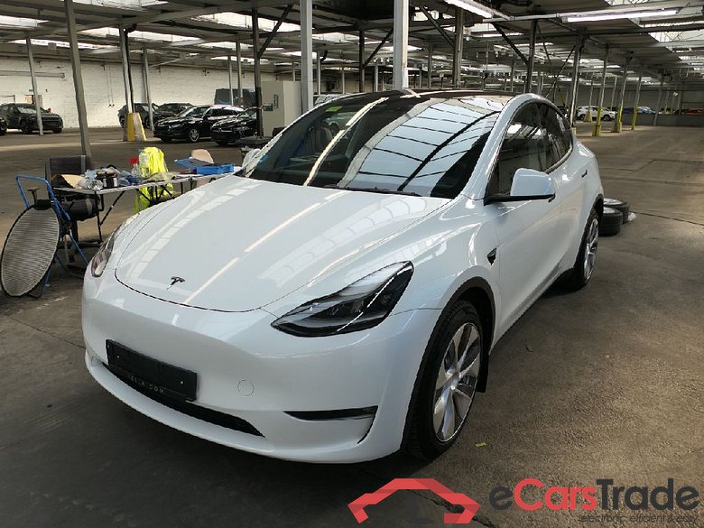 TESLA Model Y Long Range Dual Motor AWD 5d 378kW #1