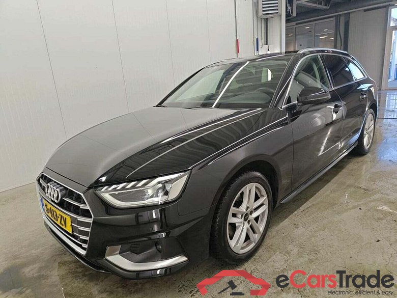 AUDI A4 Avant 35 TFSI Adv Edition #1