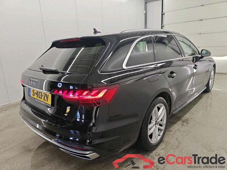 AUDI A4 Avant 35 TFSI Adv Edition #2