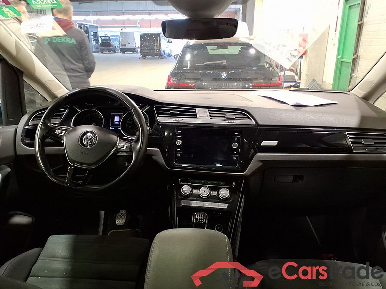 VOLKSWAGEN TOURAN - 2015 1.5 TSI ACT Highline OPF #6