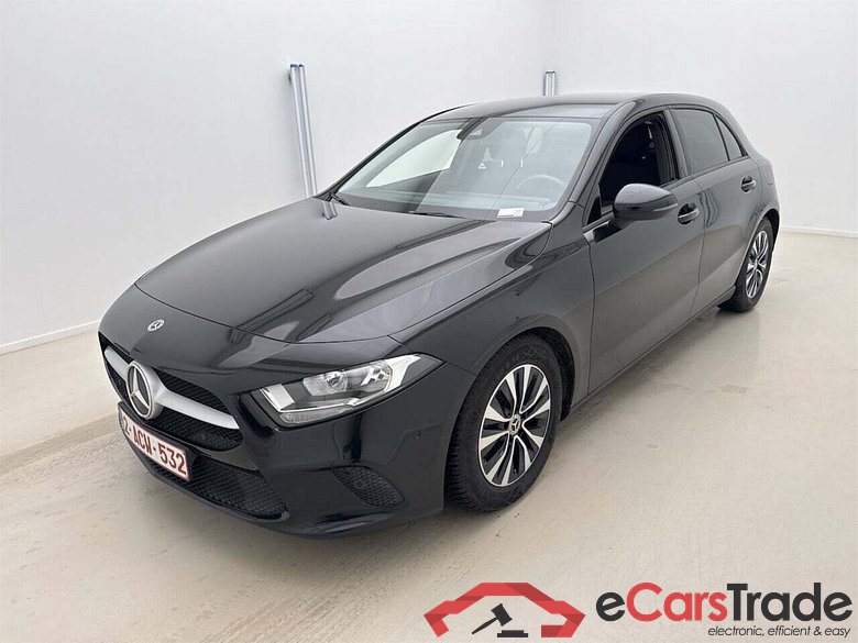 MERCEDES-BENZ A-KLASSE 2.0 180D BUSINESS SOLUTION DCT