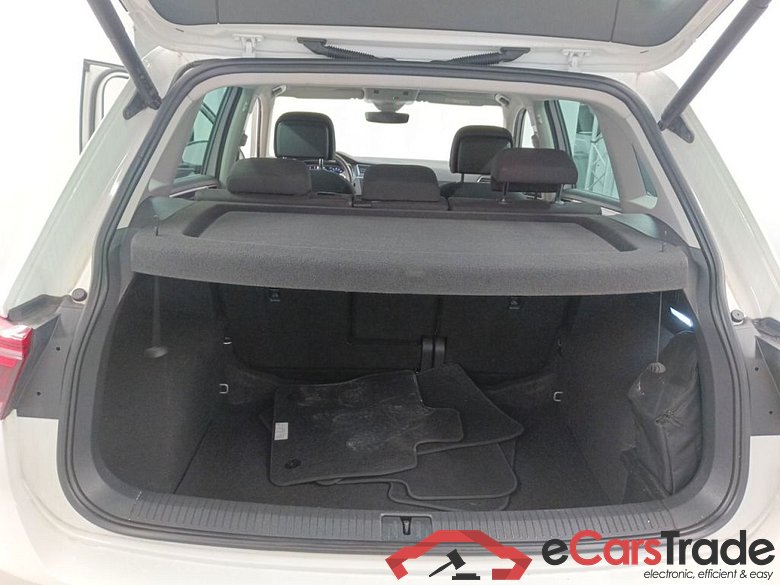 VOLKSWAGEN TIGUAN DIESEL - 2021 2.0 TDI 150 SCR Elegance BMT DSG 5d #6