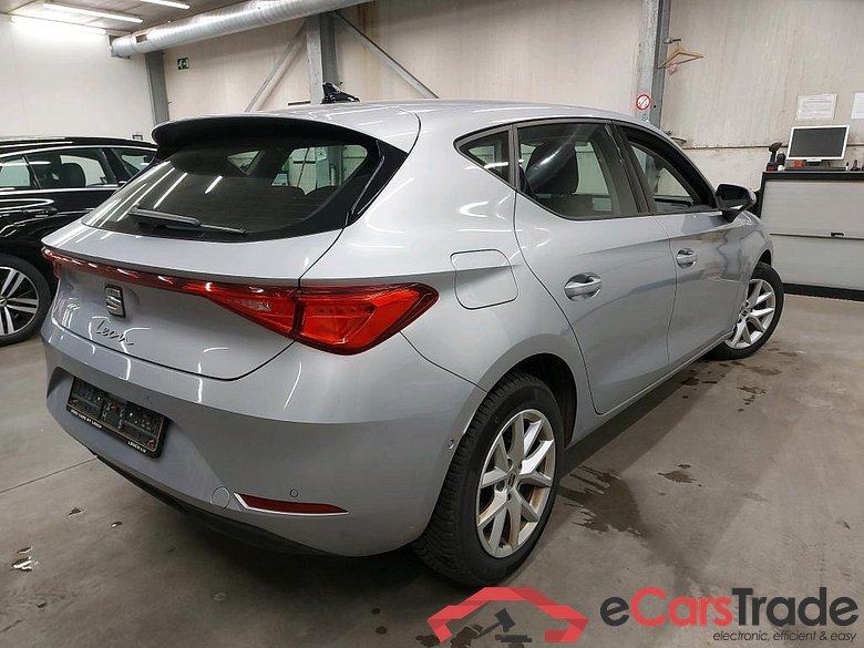 CUPRA - SEA LEON TDI 115PK Style & Comfort & 3D NAV & Convenience & Park Assist With Camera #2