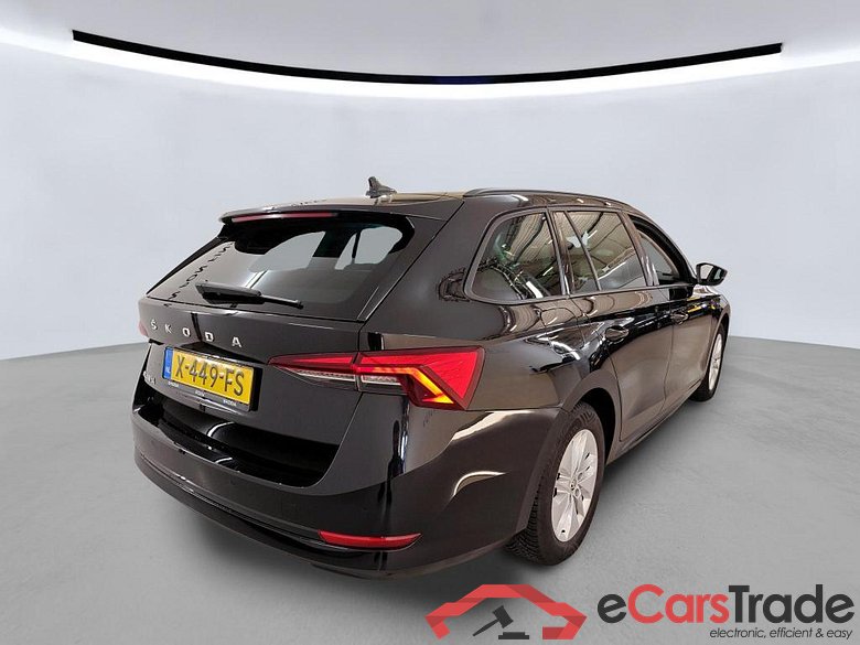 SKODA Octavia Combi 81 kW #5