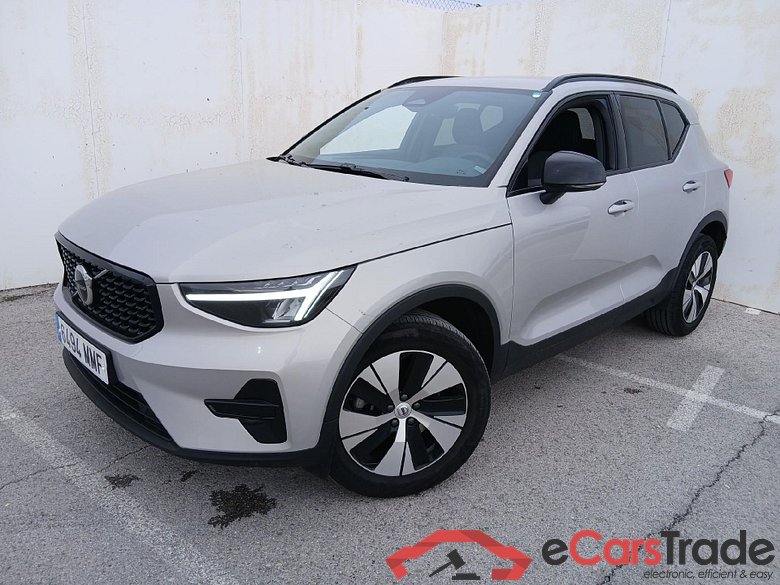 VOLVO XC40 / 2021 / 5P / todoterreno 2.0 B3 G Plus Dark Auto #1