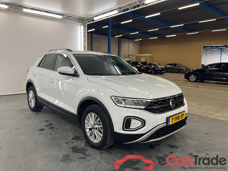 VOLKSWAGEN T-Roc 1.0tsi life 81kW #2