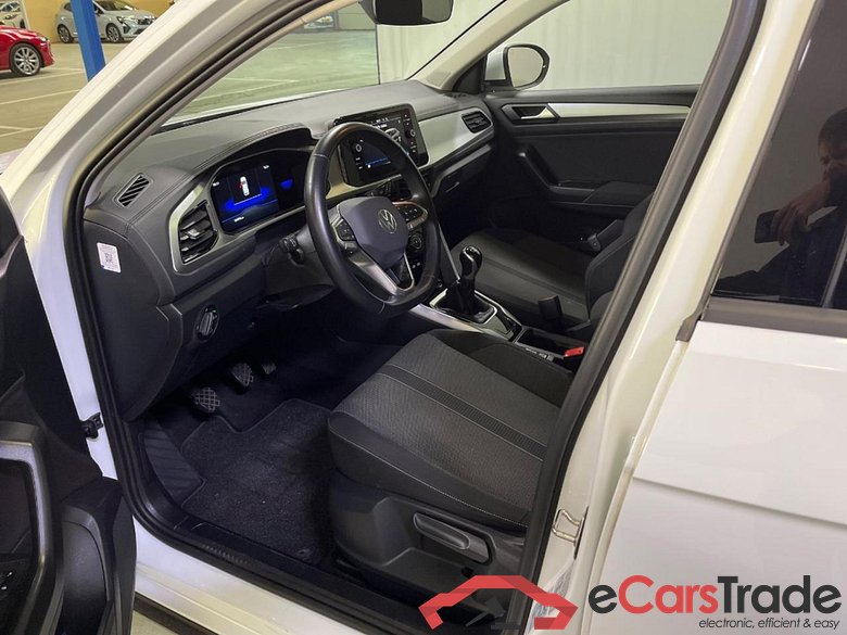 VOLKSWAGEN T-Roc 1.0tsi life 81kW #5