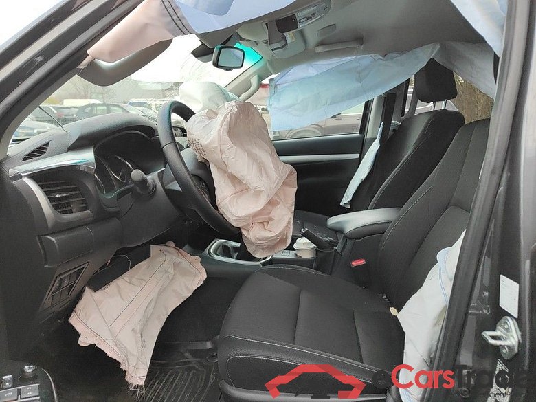 Toyota Hilux 2.4 D-4D Double Cab Comfort 4d !!!! Damaged car !!!! #3