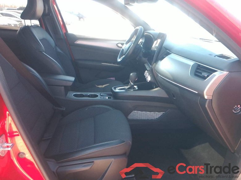 Arkana  Techno 1.3 TCE  140CV  BVA7  6E #5