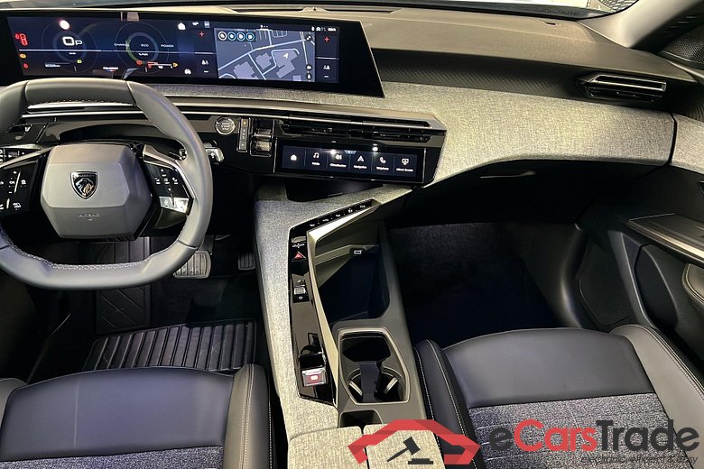 Peugeot 3008 Hybrid 145 e-DCS6 Allure #4