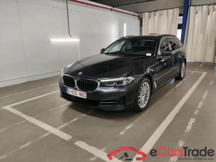 BMW 5 Reeks Touring 5 Reeks Touring 520e 150kW (PHEV) 150kW/204pk  5D/P Auto-8 #1