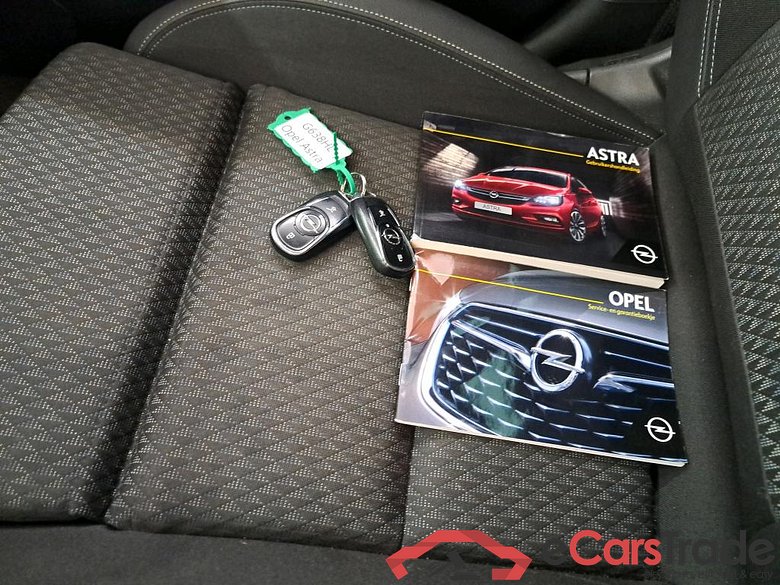 Opel Astra Sports Tourer 1.2 turbo 81kW Elegance 5d #4