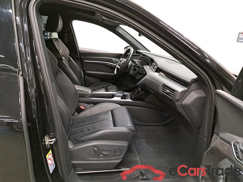 AUDI - AUD E-TRON 55 SB 408PK Quattro S Line With Valcona Heated S Seats & Matrix LED & Pack Assistance Tour & B&O Sound & Auxiliary Heater & Shadow Look &  Open Sky & Removable Trailer Hook  * ELECTRIC * #3